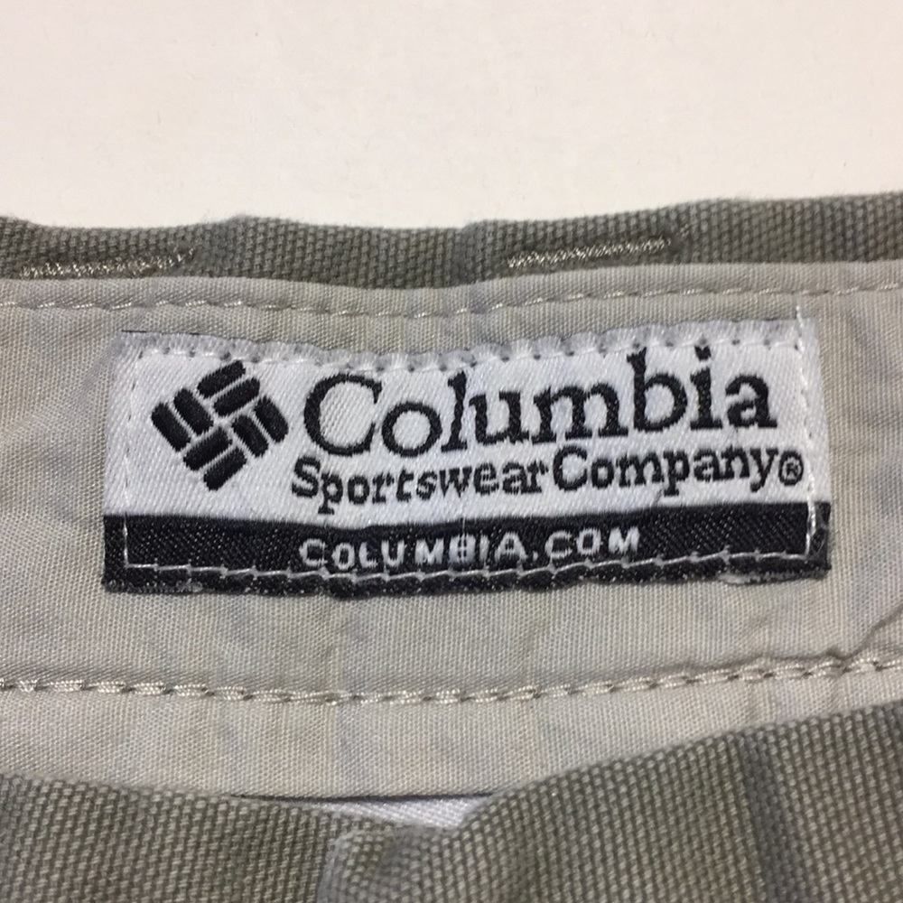 Columbia Women’s Khaki Pants - Picture 3 of 7